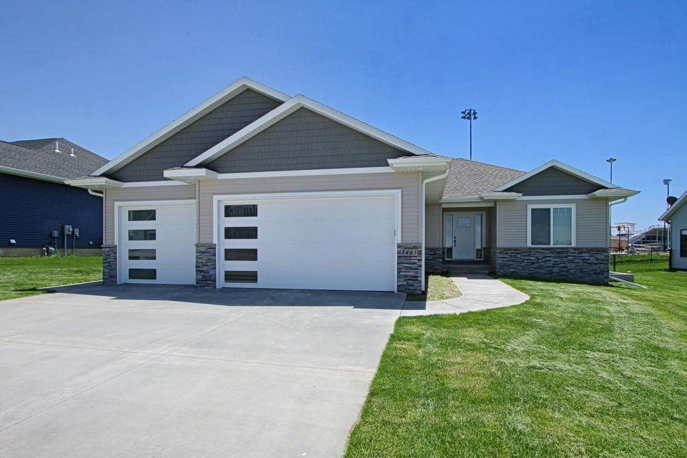 1185 Ogden Drive - Photo 1