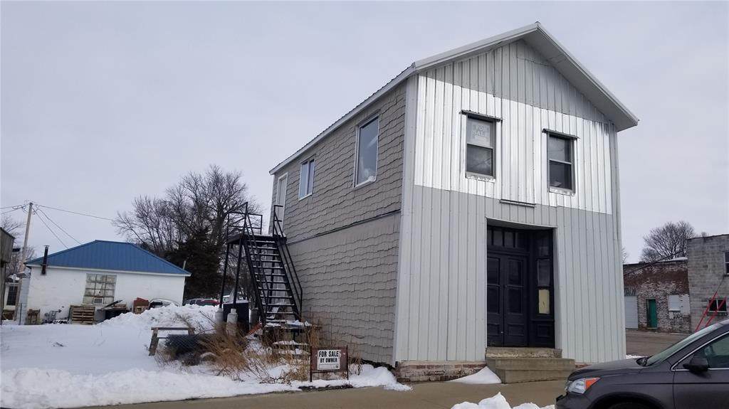 414 Rowley Street - Photo 1