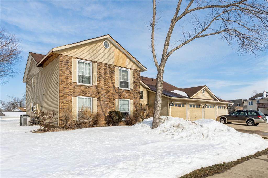 6110 Greenbriar Lane - Photo 1