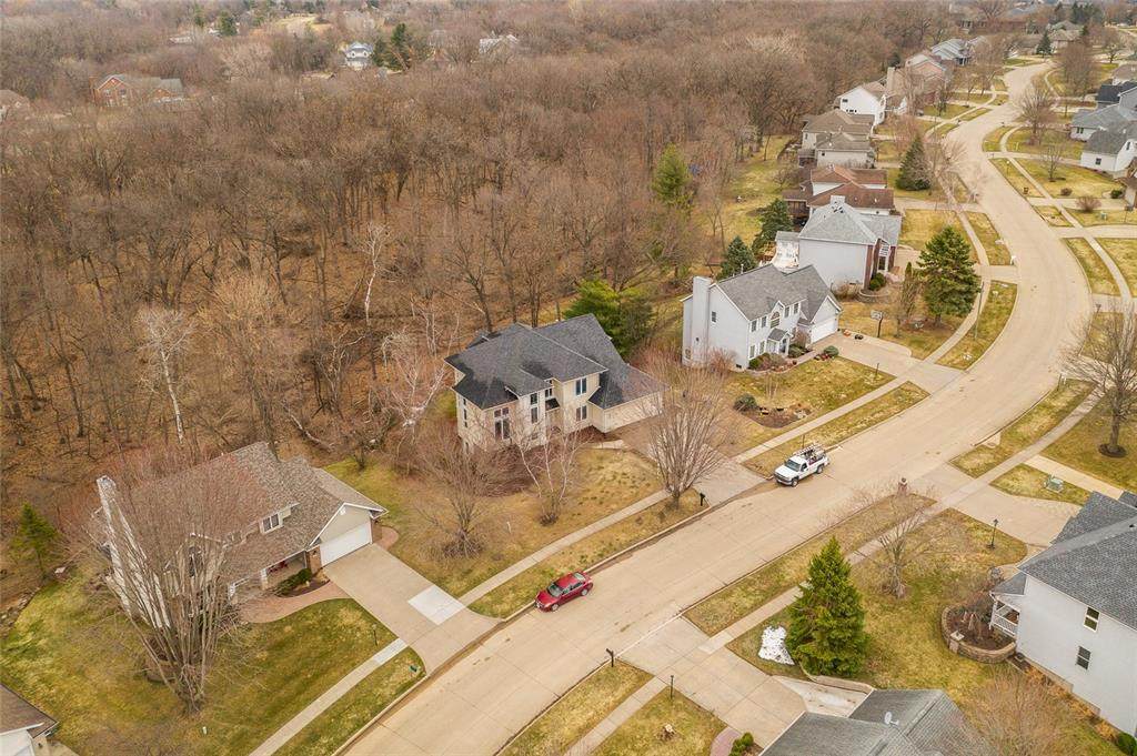 445 Auburn Hills Drive - Photo 1