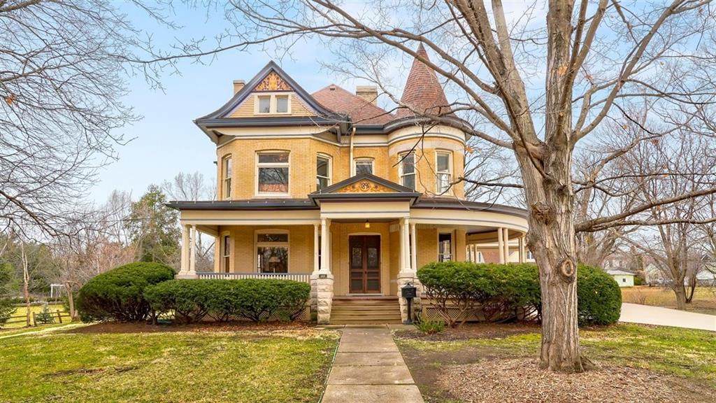 608 Main Street - Photo 1