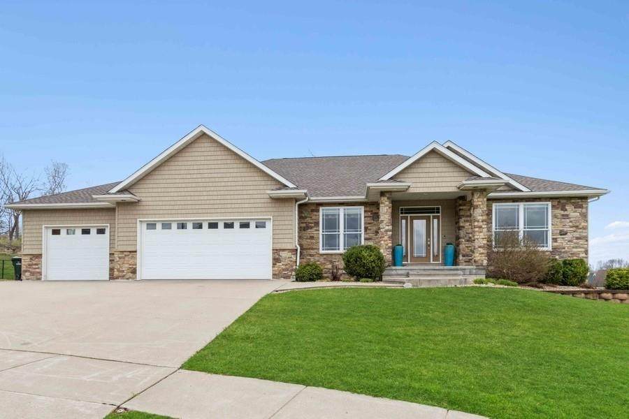 4009 Paradise Ct Nw - Photo 1