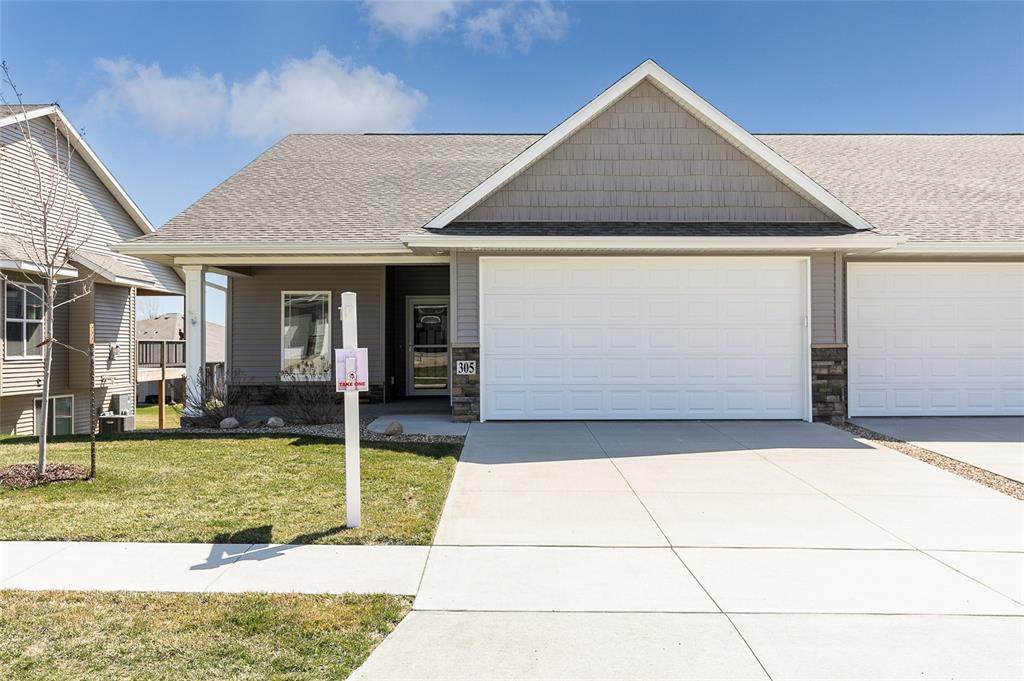 305 Ridge View Drive - Photo 1
