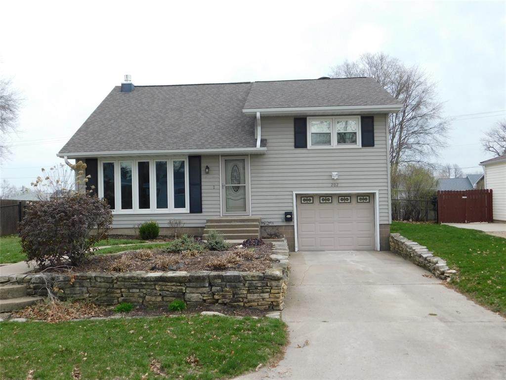 202 12th Street - Photo 1