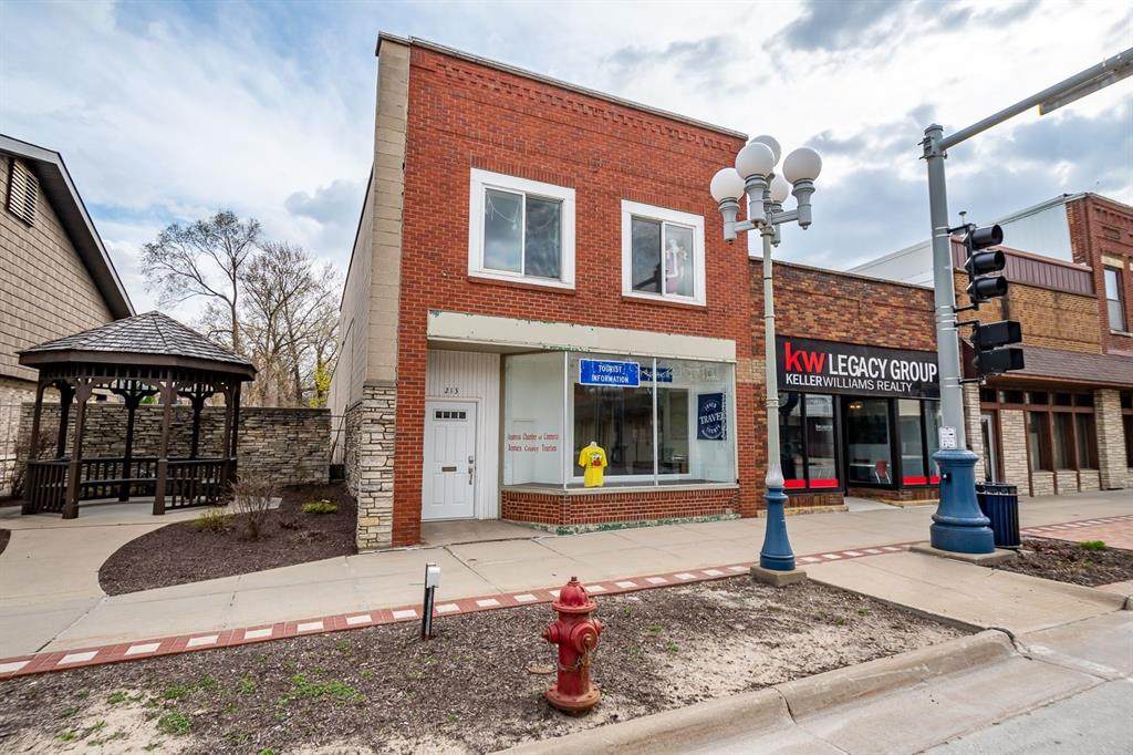 213 E Main Street - Photo 1