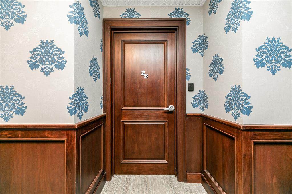 600 1st Street - Photo 1