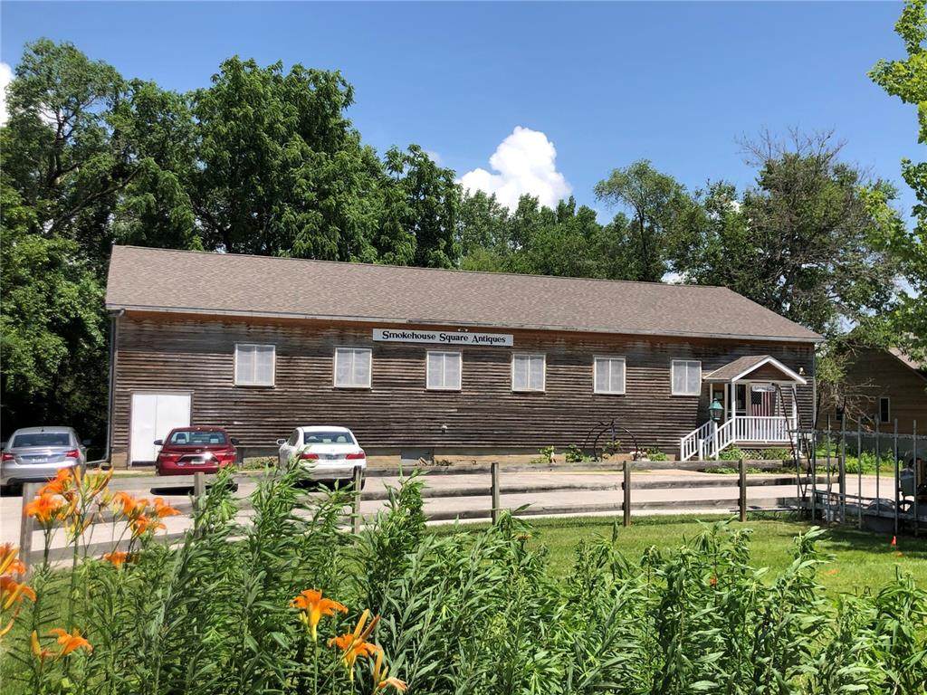 4503 F Street - Photo 1