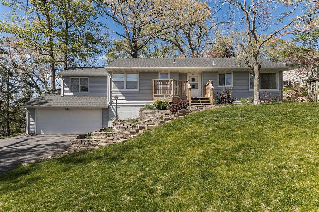 532 30th St Drive - Photo 1