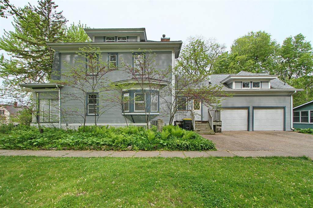 730 Ronalds Street - Photo 1