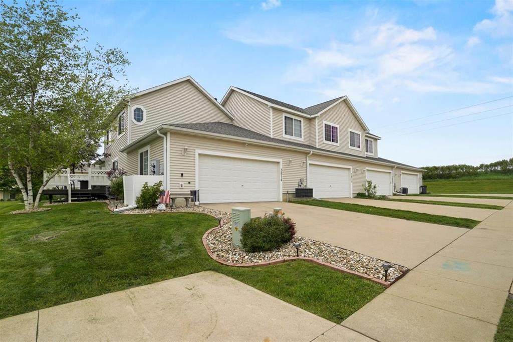 3814 Waterview Court - Photo 1