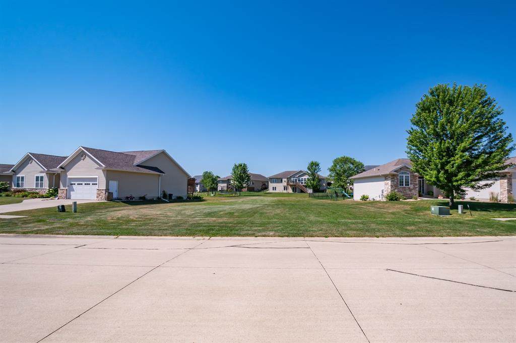 2130 Rosewood Ridge Drive - Photo 1