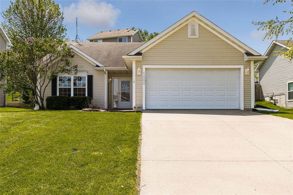 1404 Woolridge - Photo 1
