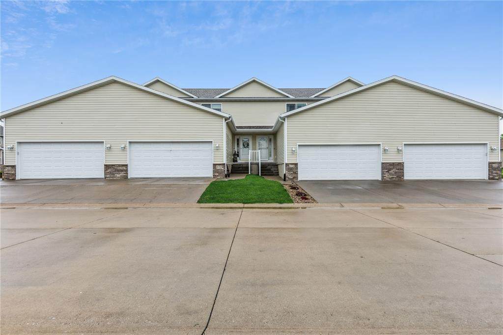 654 Secretariat Ln - Photo 1
