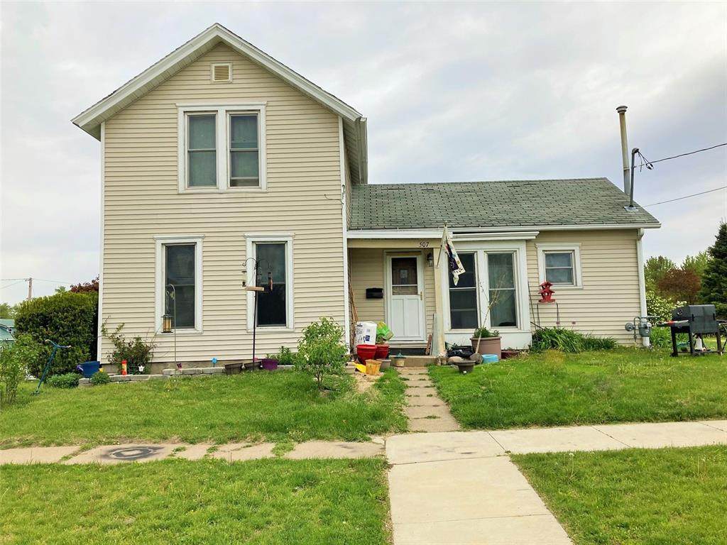 507 3rd Street - Photo 1