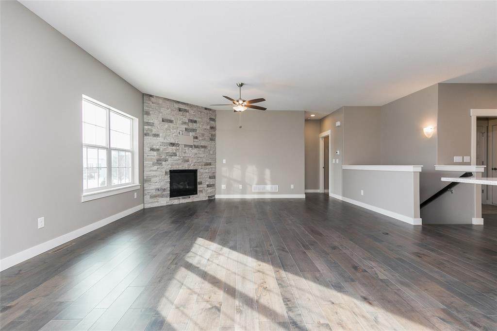 1827 Mary Beth Avenue - Photo 1