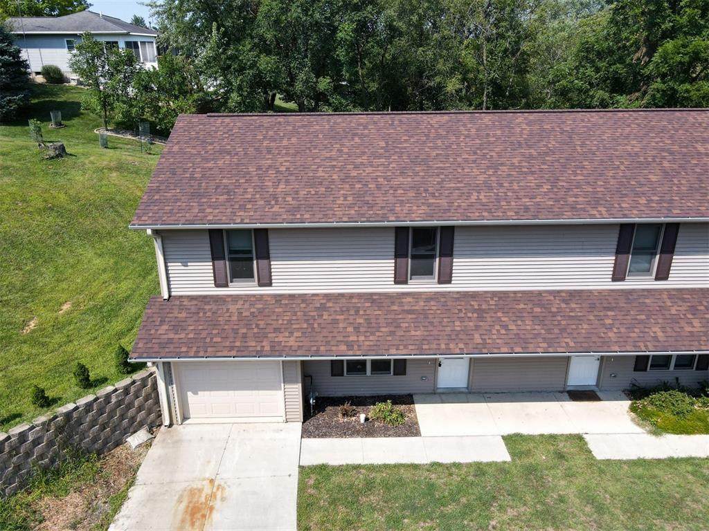 114 Therese Avenue - Photo 1