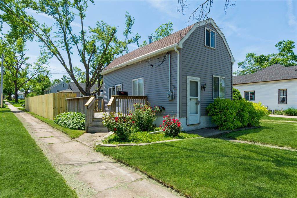2195 5th Avenue - Photo 1