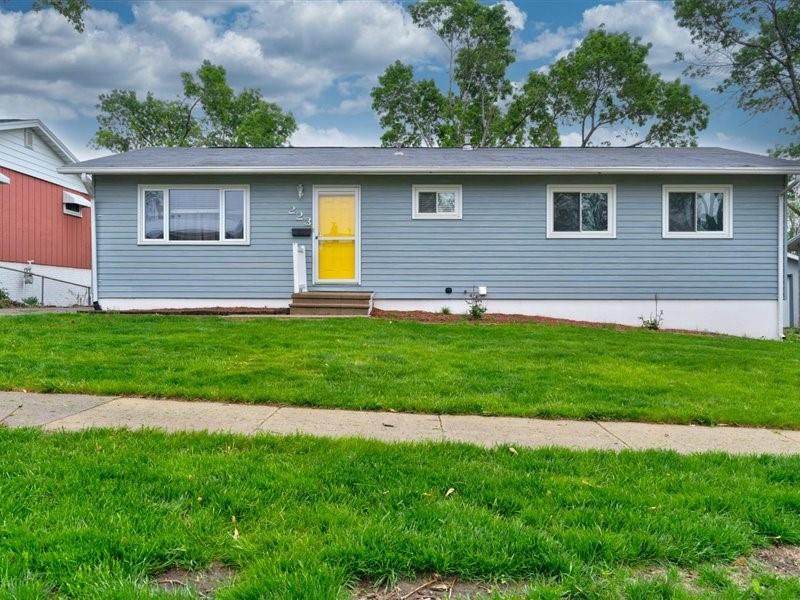 223 Alma - Photo 1