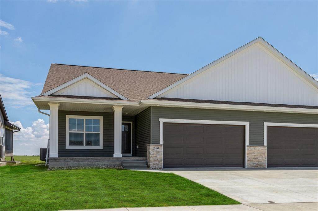 2437 Bluegrass Street - Photo 1