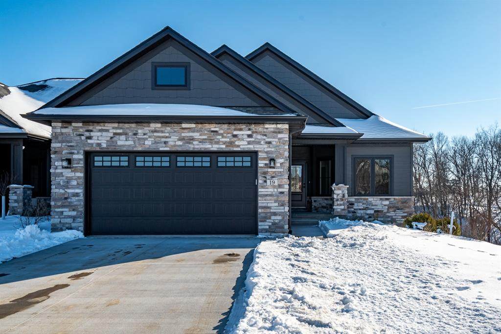 7 Pond Ridge Cir - Photo 1