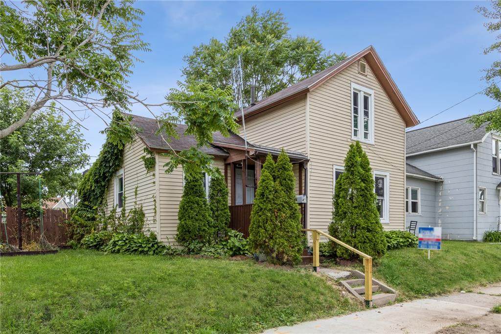 1306 C Street - Photo 1
