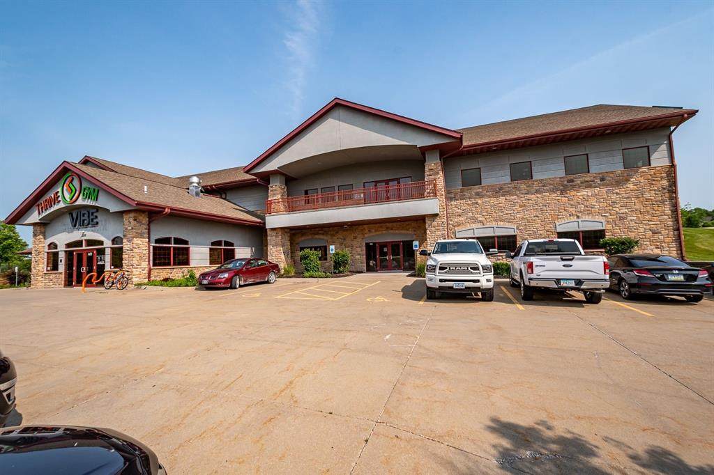 2205 Grantview Drive - Photo 1