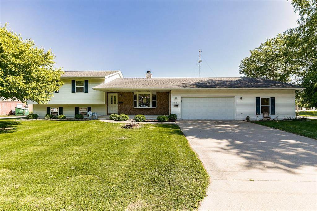 624 6th Street - Photo 1