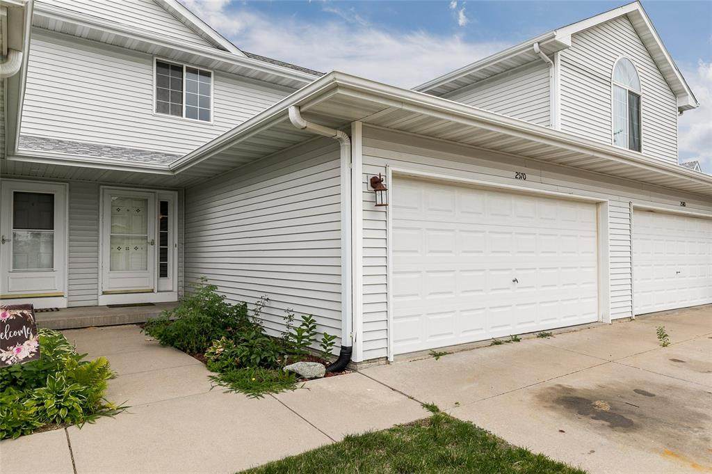 2570 Ridgeview Way - Photo 1