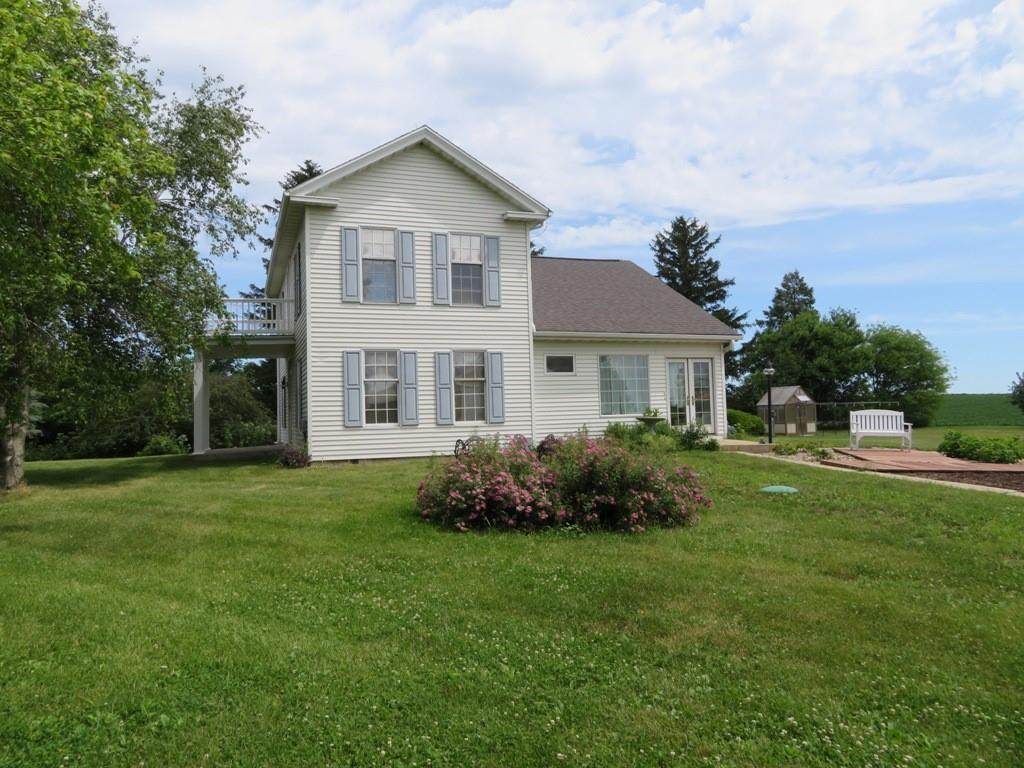 1261 Bancroft Avenue - Photo 1