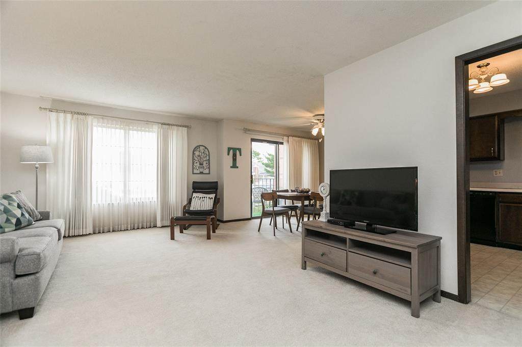 4571 Maureen Drive - Photo 1