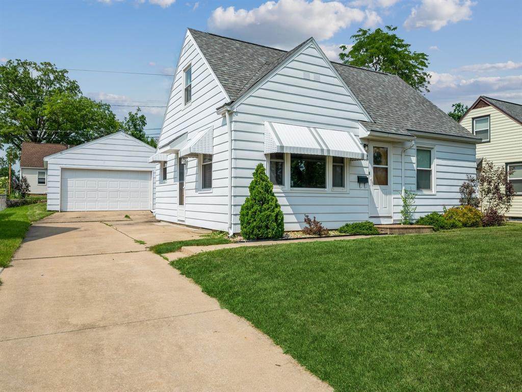 1442 Miami Drive - Photo 1