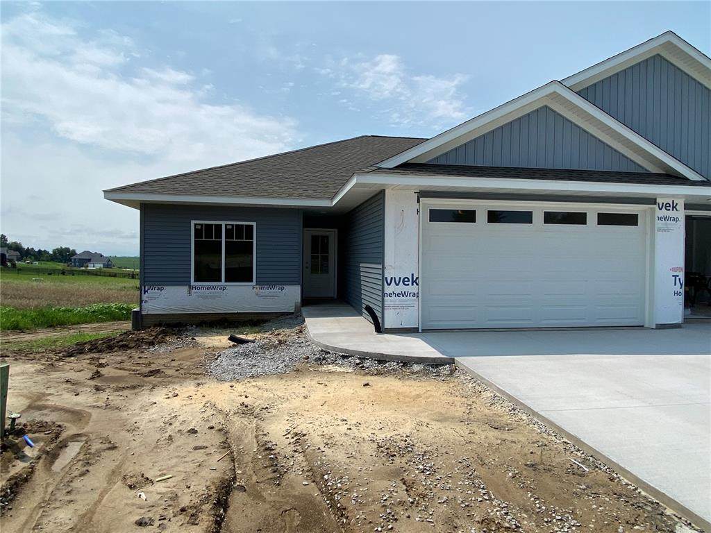 918 Prairie View Drive - Photo 1