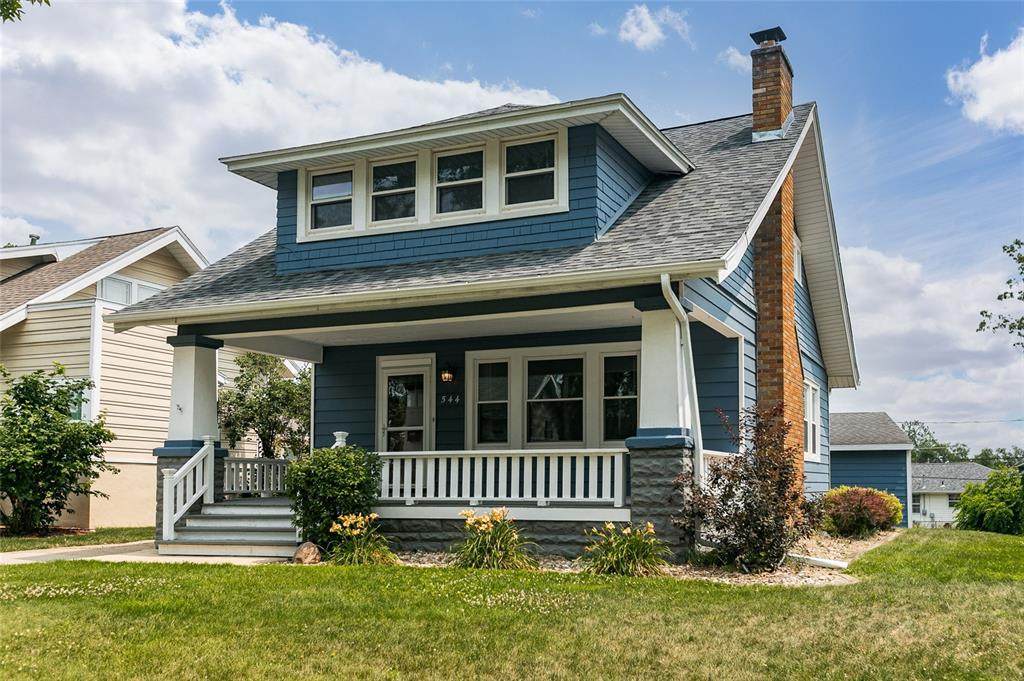 544 Forest Drive - Photo 1
