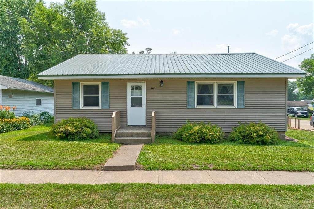 302 Main Street - Photo 1