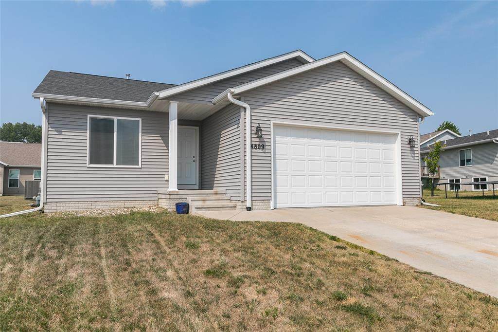 4809 Windy Meadow Circle - Photo 1