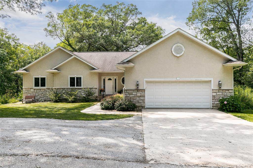 4020 Riverview Lane - Photo 1