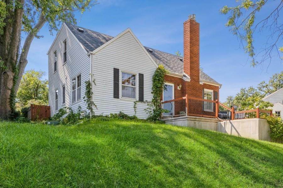 205 21st Street - Photo 1