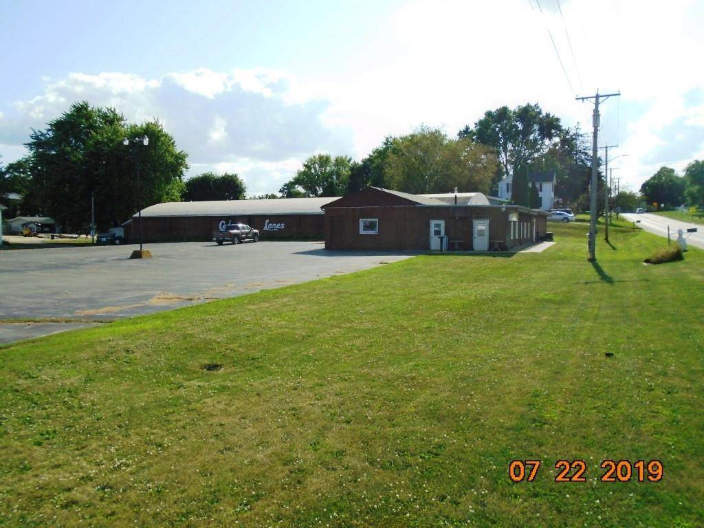 605 7th Street - Photo 1