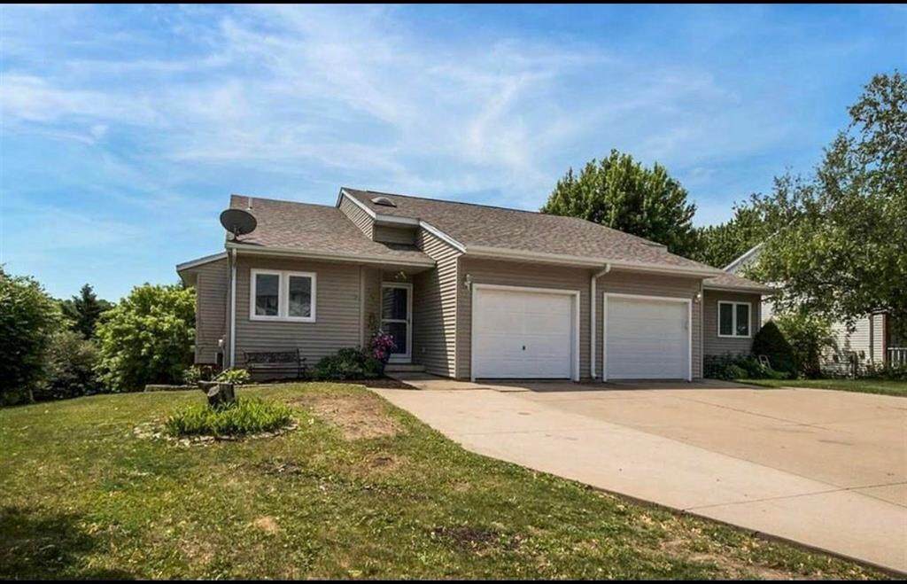 2242 11th Street - Photo 1