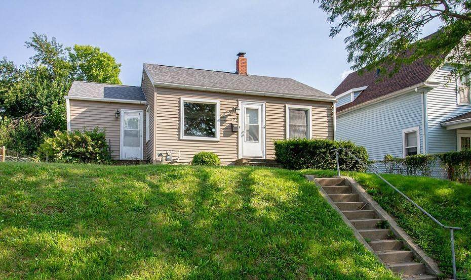 1815 E Avenue - Photo 1