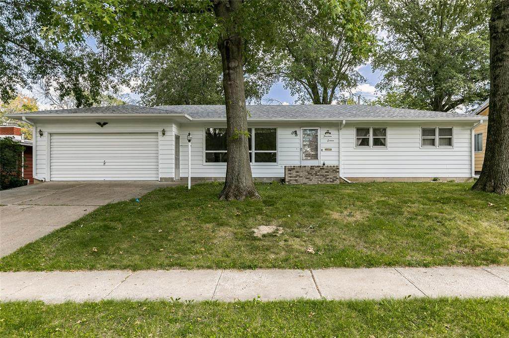 1416 Oaklawn Avenue - Photo 1