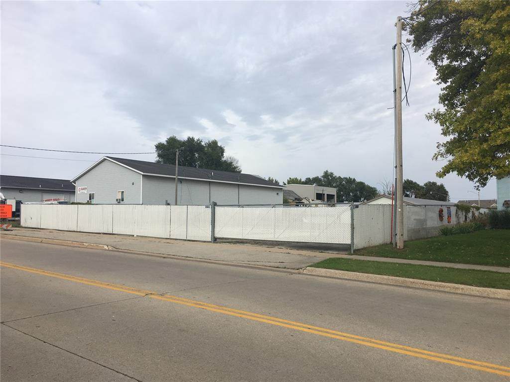 845 Robins Road - Photo 1