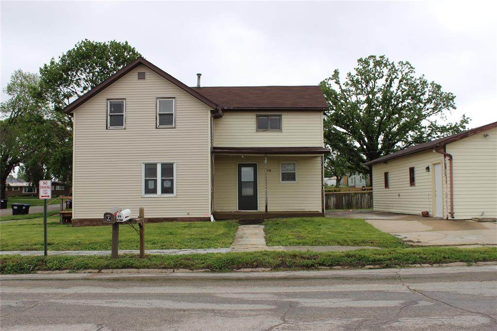218 Railroad Street - Photo 1