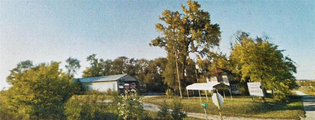 300 Union Avenue - Photo 1