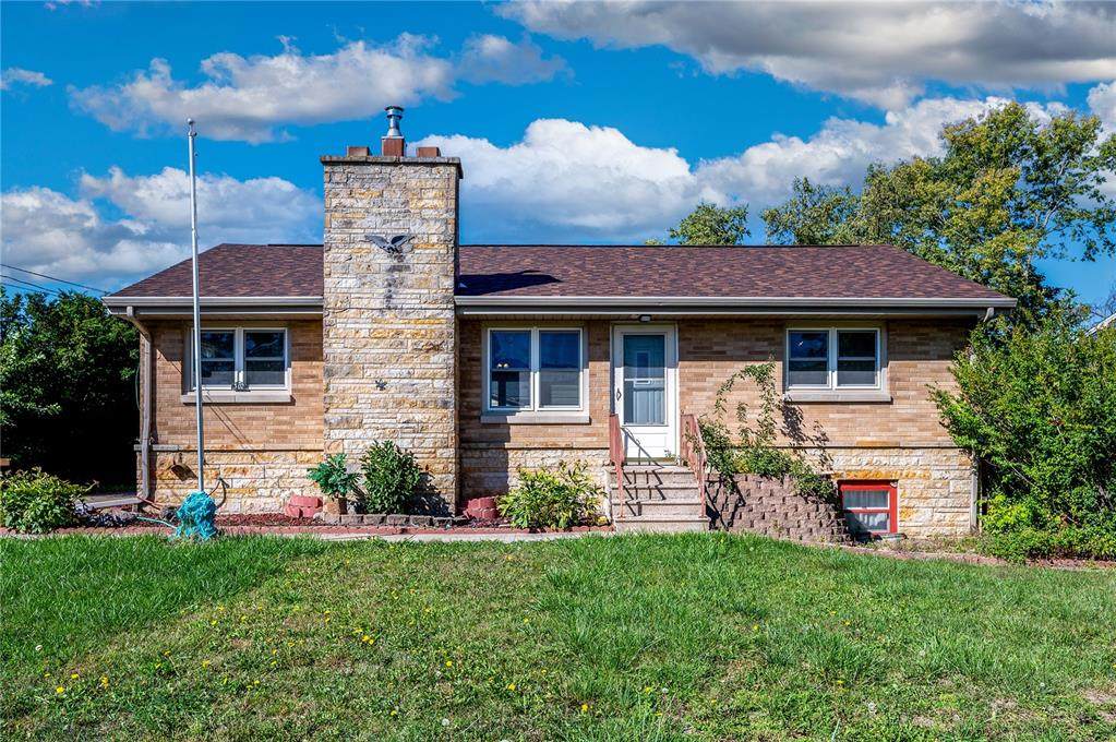 302 C Avenue - Photo 1