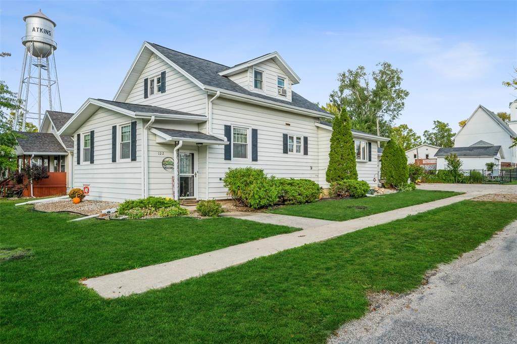 122 2nd Avenue - Photo 1