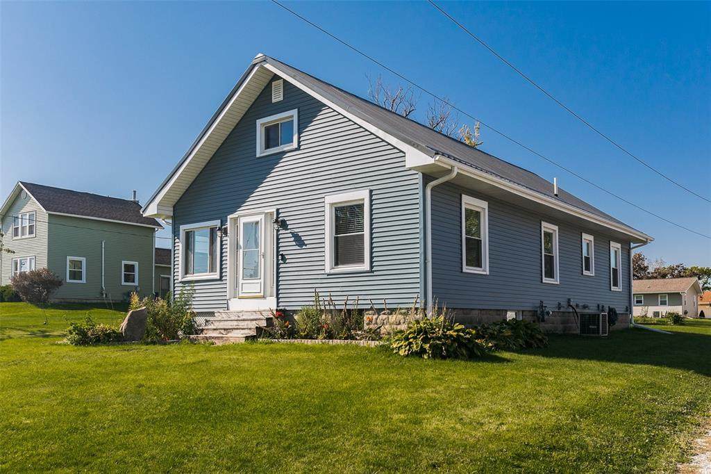 113 1ST Avenue - Photo 1