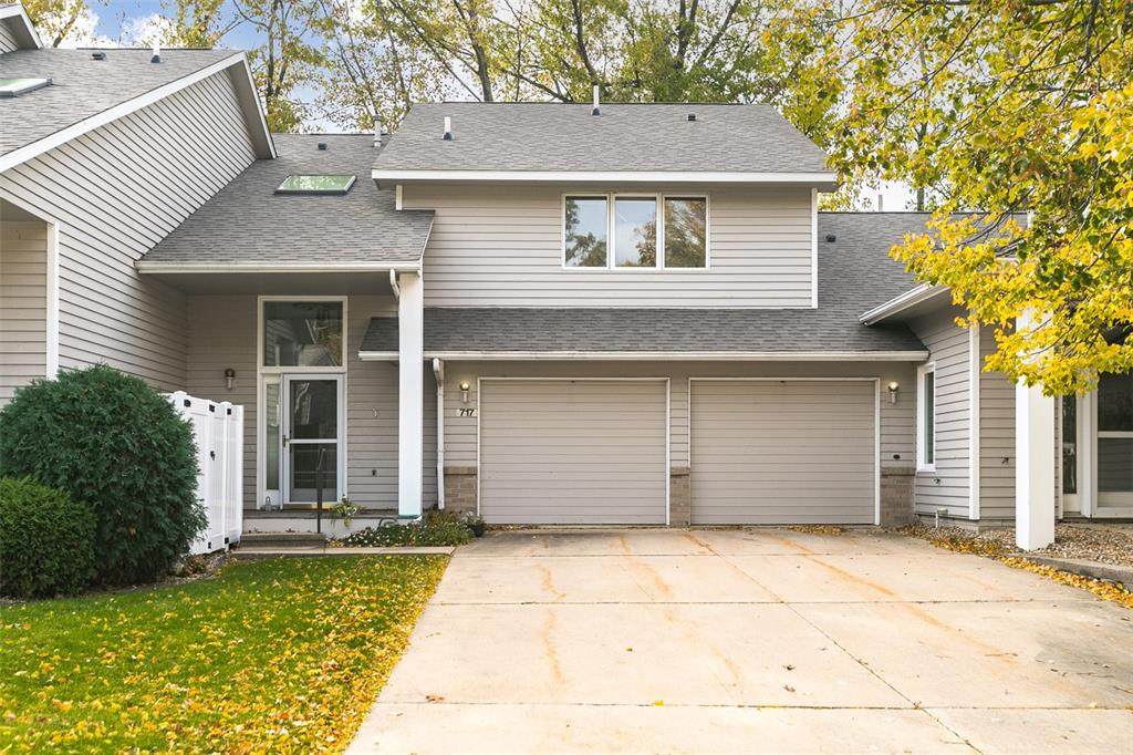 717 East Post Court - Photo 1