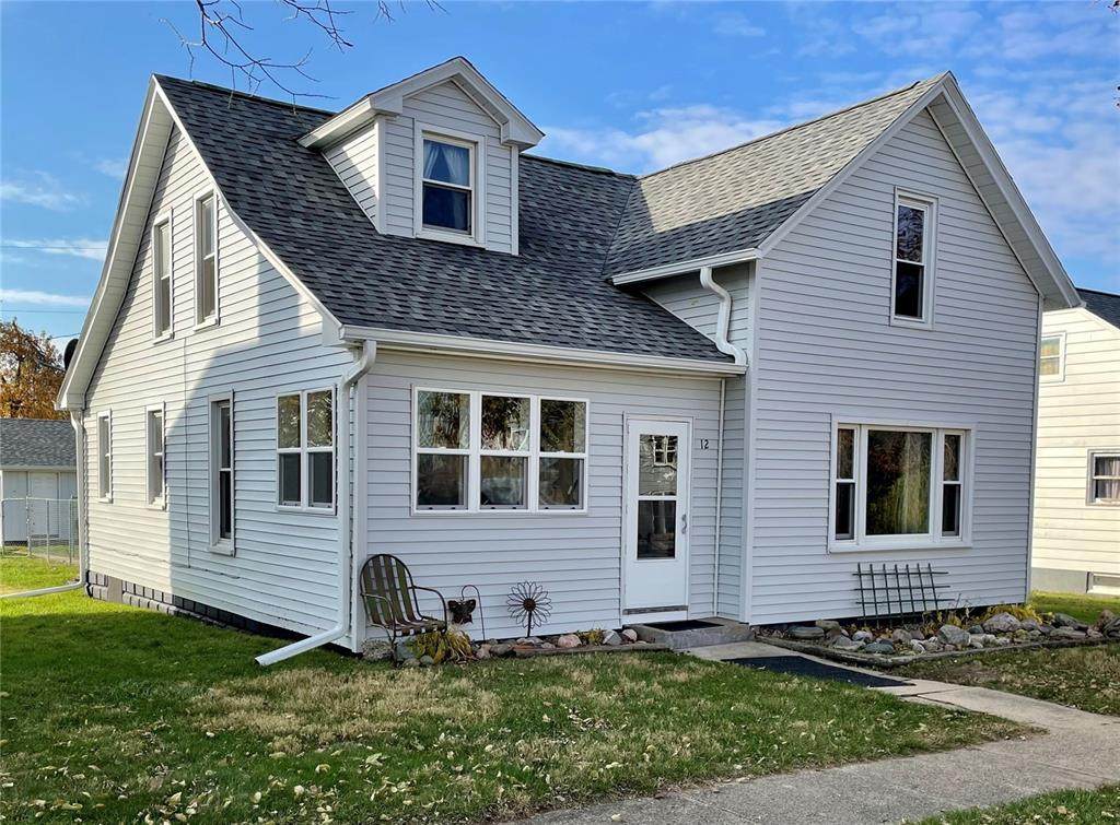 12 2nd Avenue - Photo 1