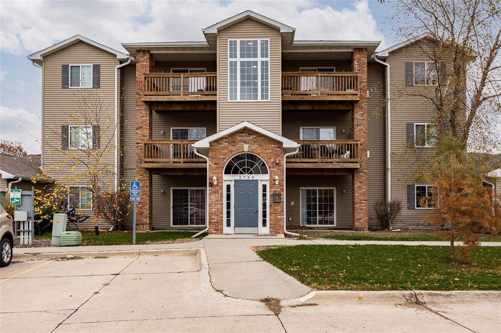 2780 Triple Crown Lane - Photo 1